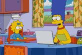 Marge y Maggie Simpson aprendiendo en su cocina sobre los tipos de publicidad web en un artículo de comsandbrands